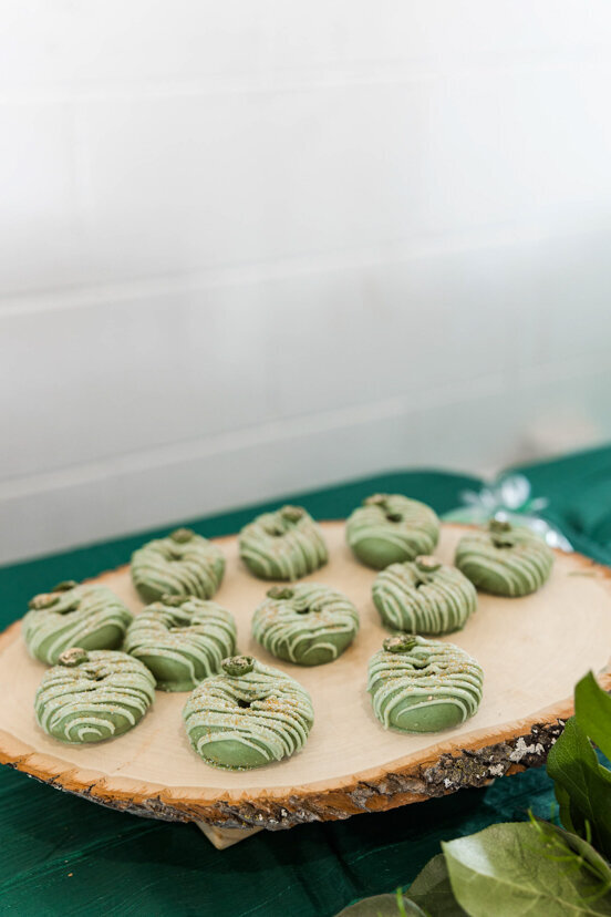 green-donuts