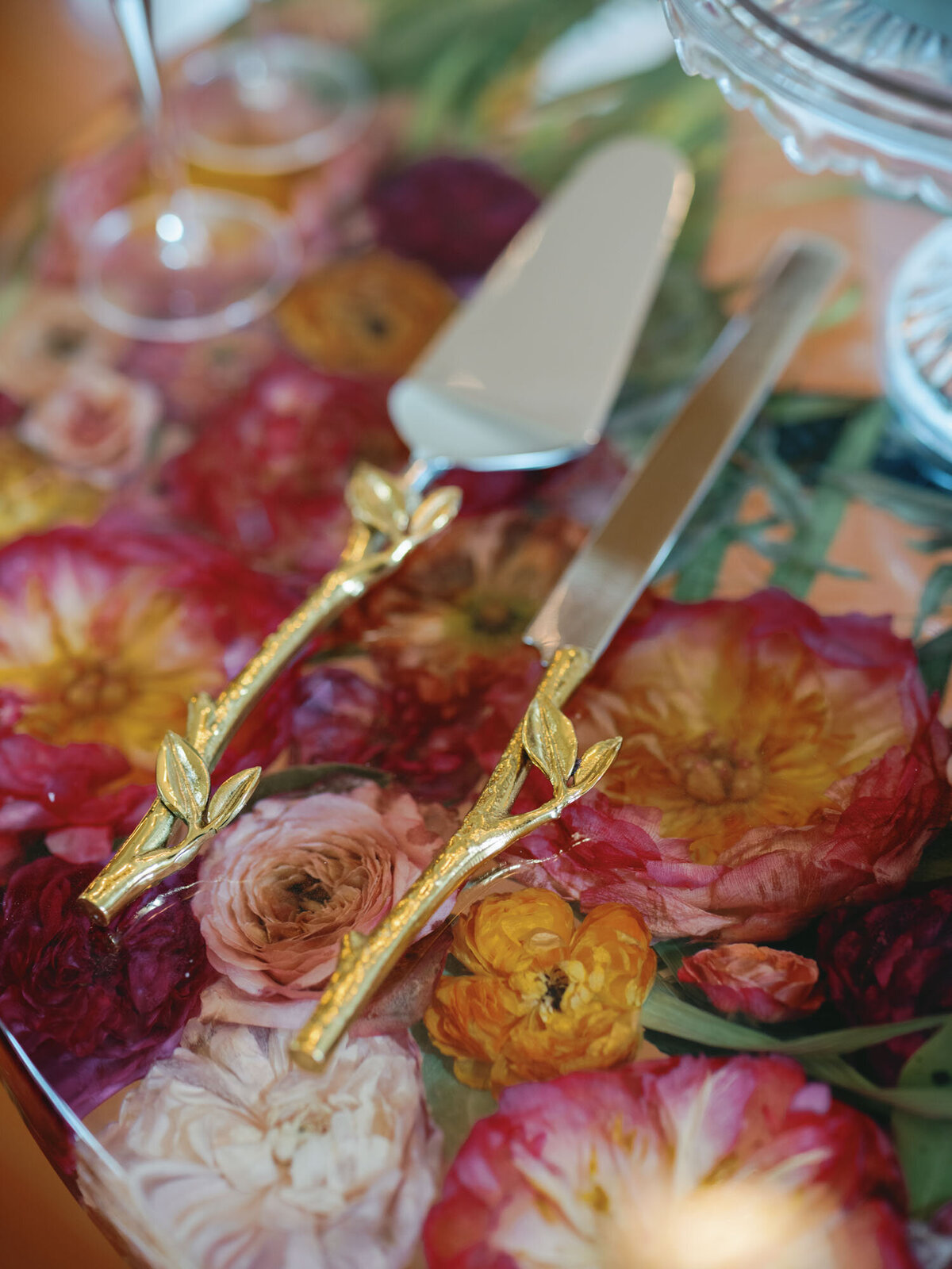 Stephanie and Jacob's colorful Derbes Mansion Wedding