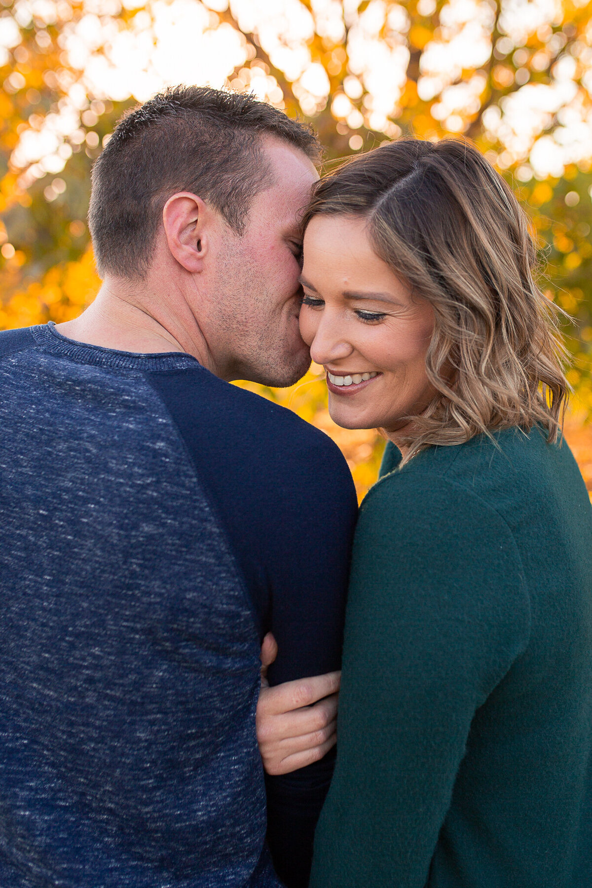 engagement-photography-couple-hugging-laughing