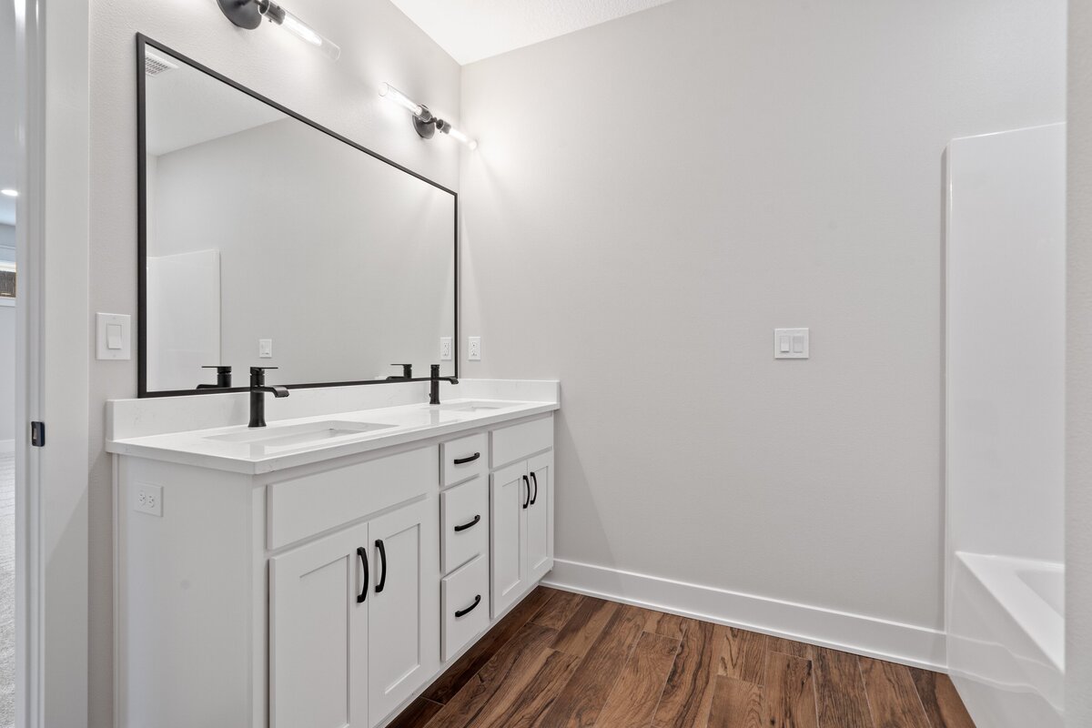 28-181 407 2nd St NW