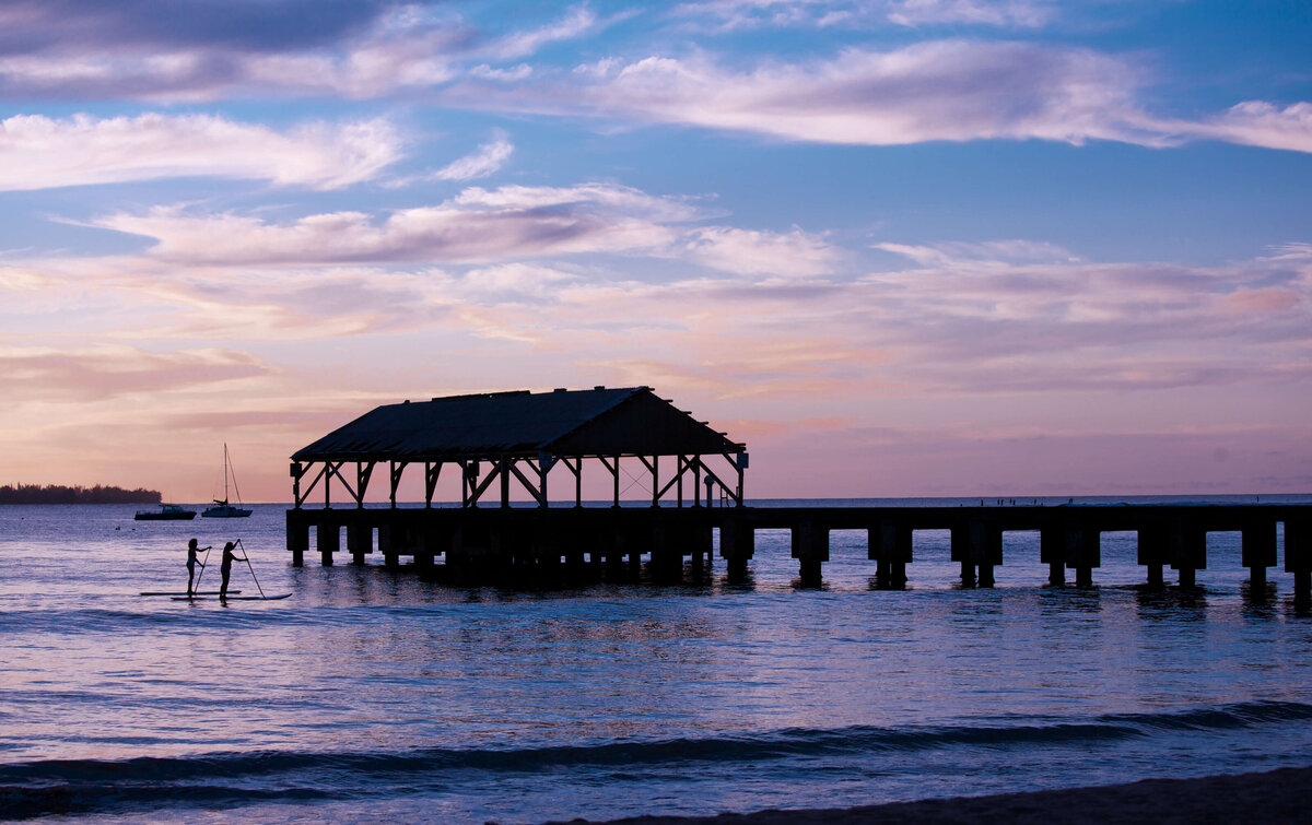 Newport-Beach-Family-Photographer-dock-at-sunrise