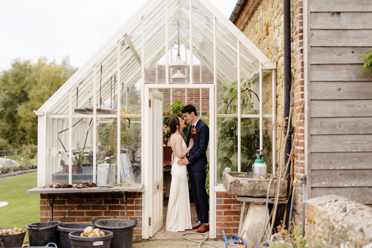 Grittenham Barn Wedding Photographer