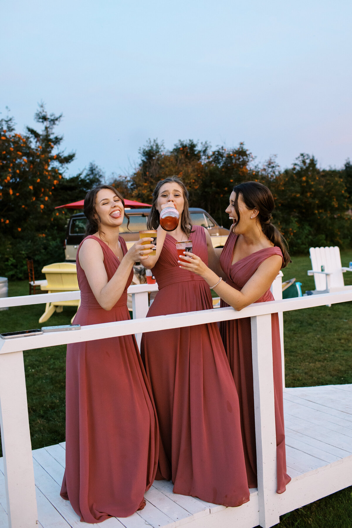 pei-wedding-photograpehr-bridesmaids