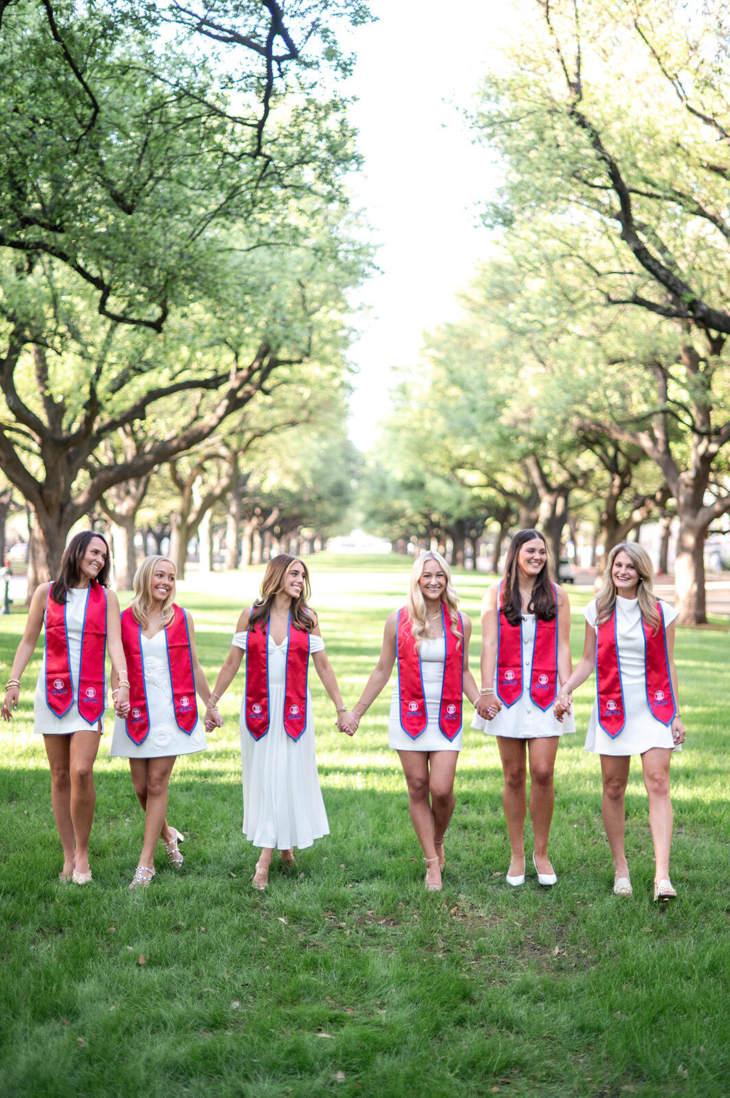kam-smu-graduation-group-041025-21