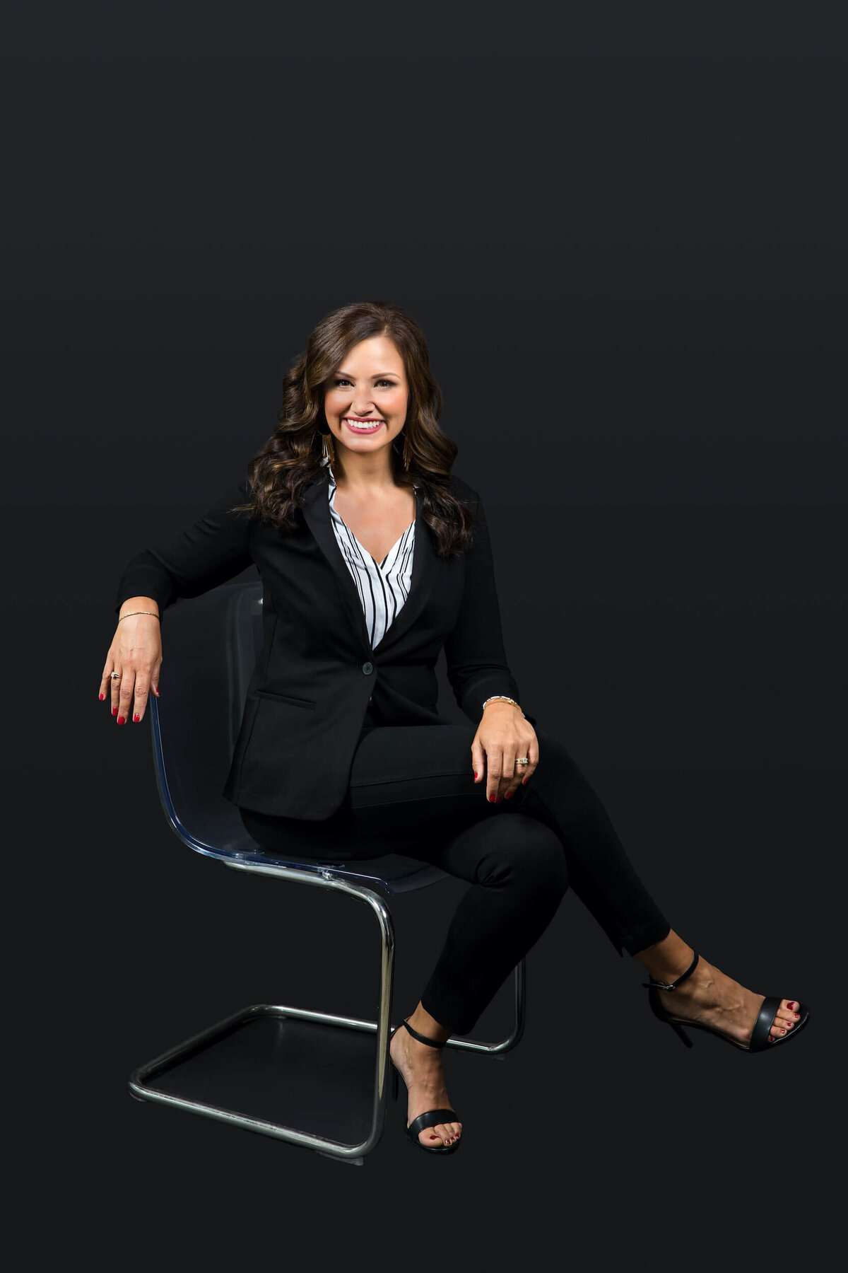 business-woman-full-body-image-3