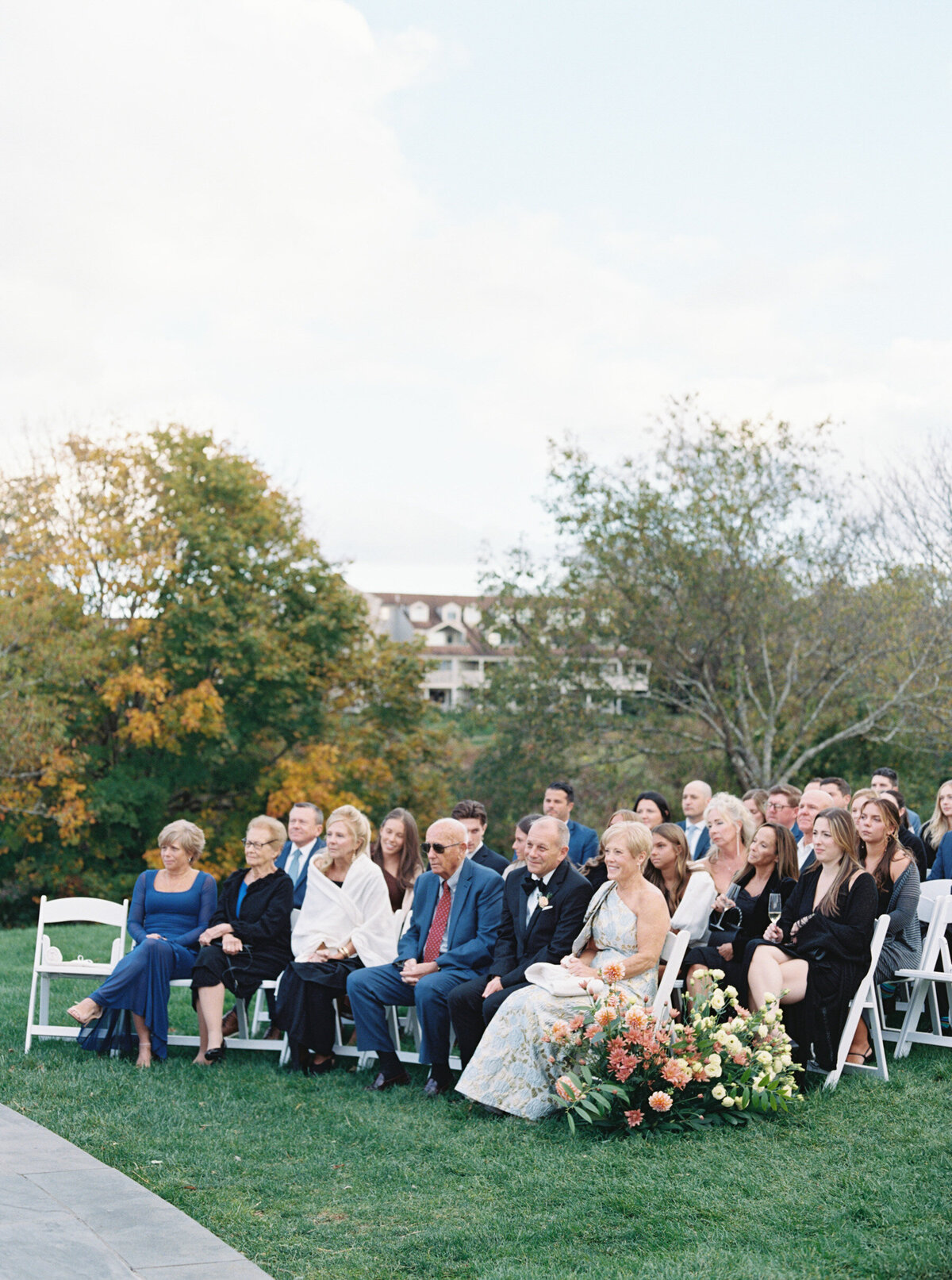 Emily March Photography Wilmington, North Carolina and Destination Wedding Engagement Photographer Heirloom Photography for Memorable Gatherings Light Airy Sentimental Imagery Images Weddings_Castle Hill Inn Wedding - 043