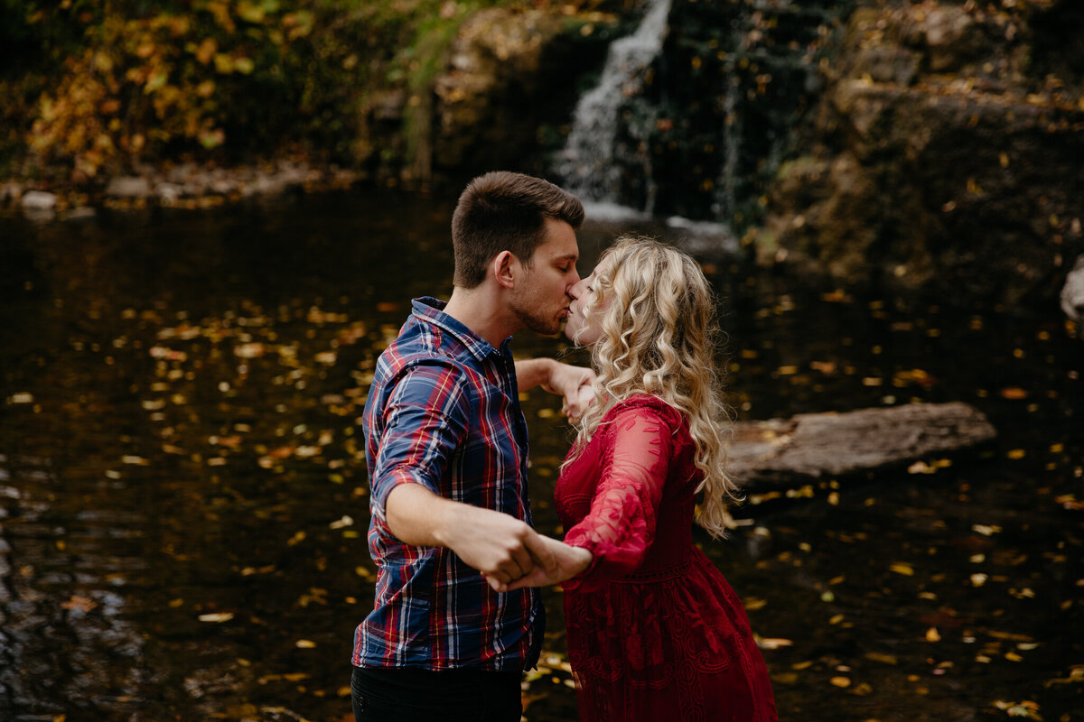 France-Park-Fall-Engagement-Indiana-SparrowSongCollective-Web-29