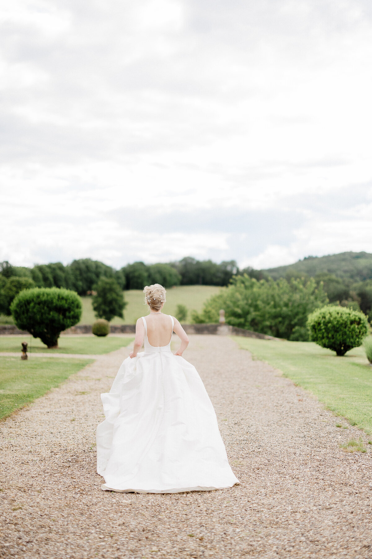 Modern_Chic_Chateau_Valouze_Destination_Wedding_Photographer-89