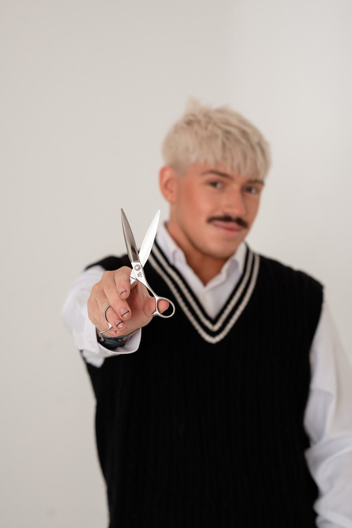 jacksonville-extensions-expert-handtiedbyhim-branding-session