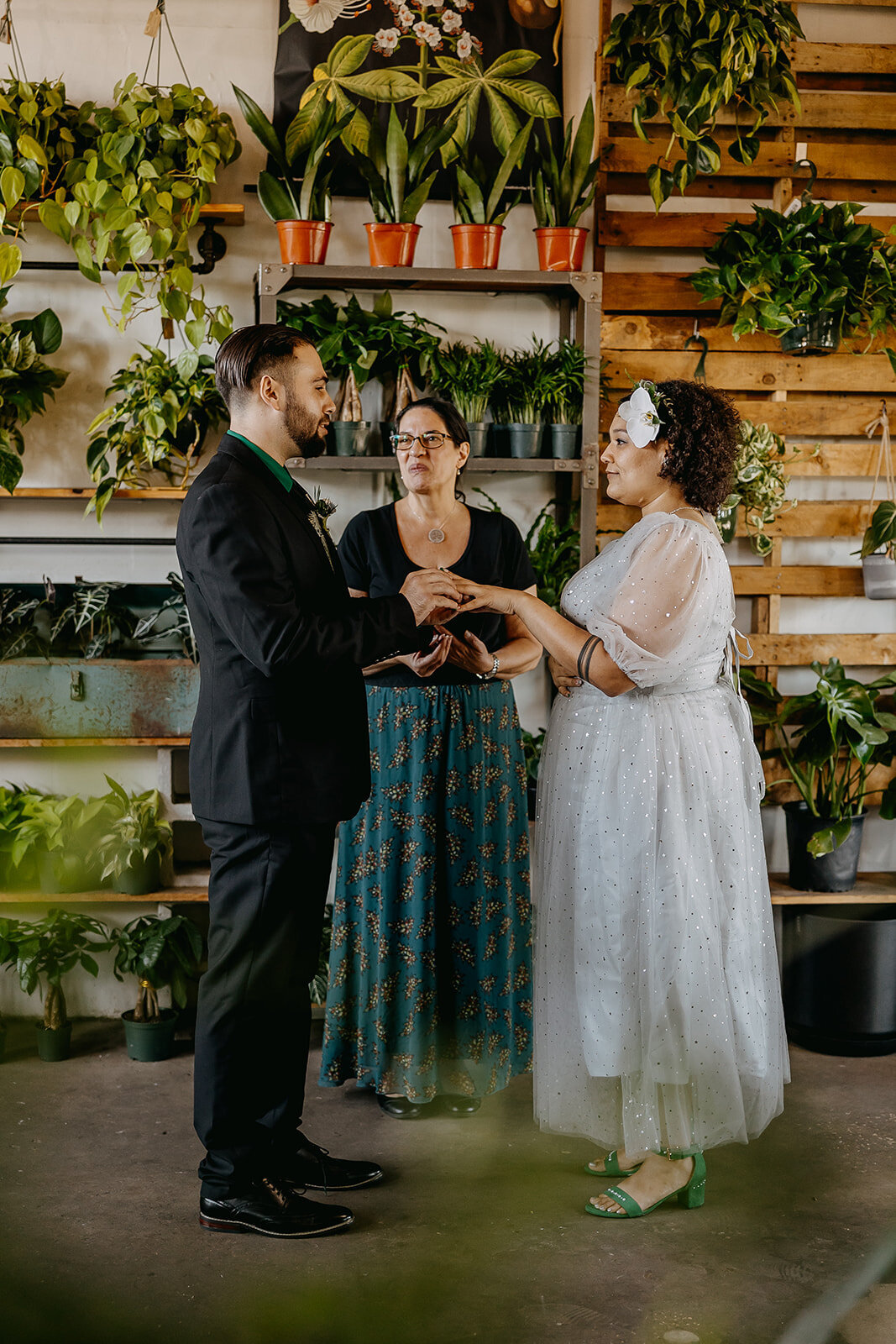 rad-red-creative-photo-wild-roots-elopement-chantilly-chic-celebrations-1