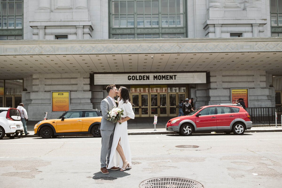 San-Francisco-Wedding-Photographer-City-Hall40