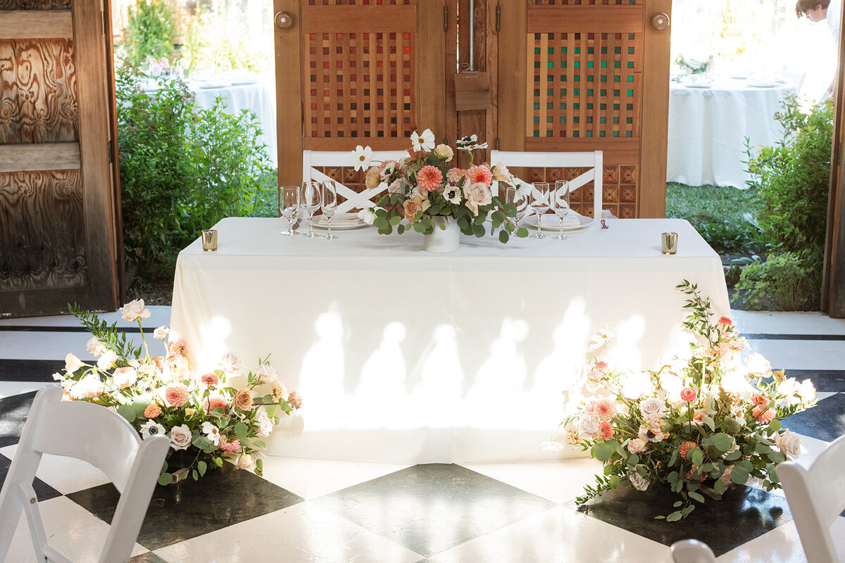 Sweetheart table