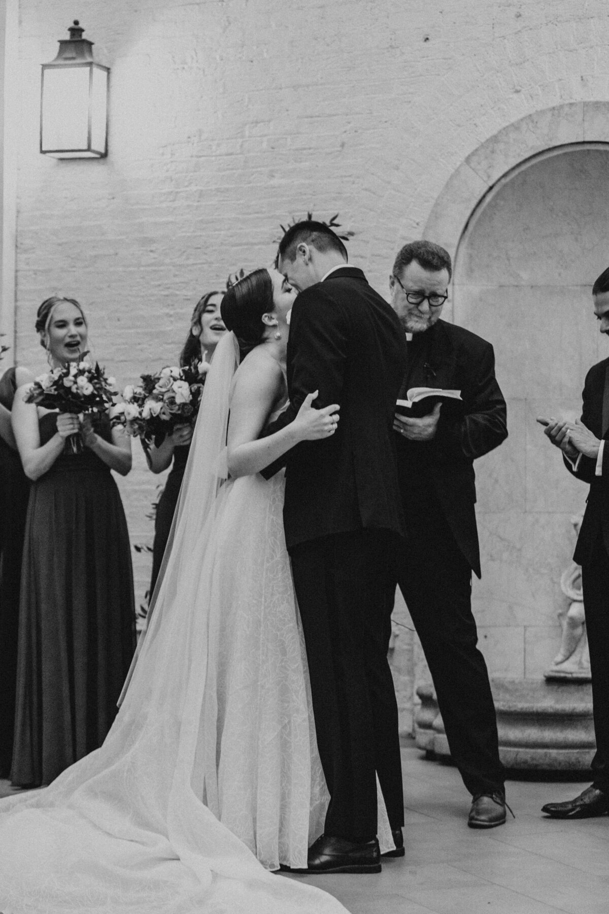 WELLING-FLORES.Wedding.EngineersClub-crmny-150