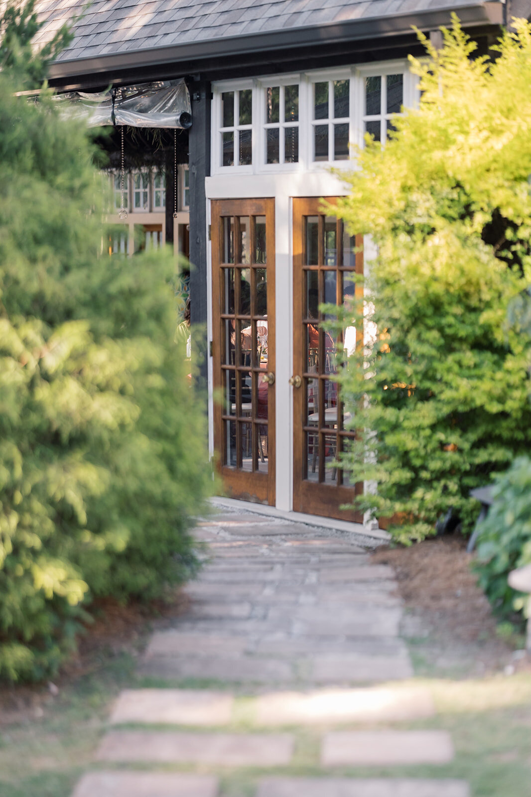 Windsor Manor Wedding Charleston South Carolina Photographer 0495