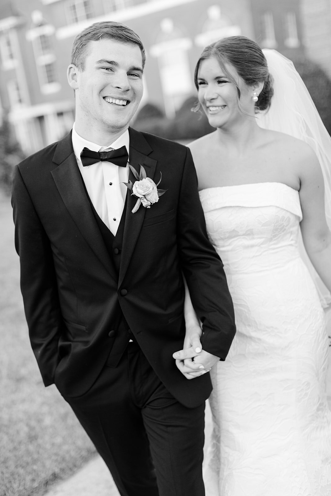 BrideandGroomOutsideChurch3