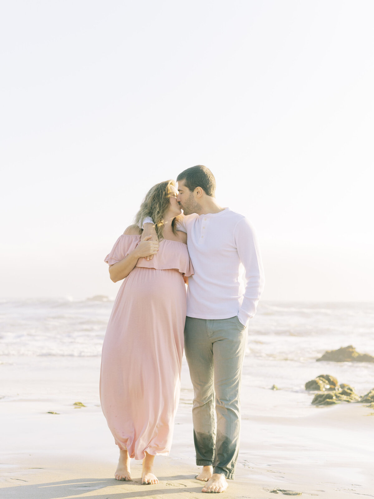 california-coast-beach-maternity-photos38