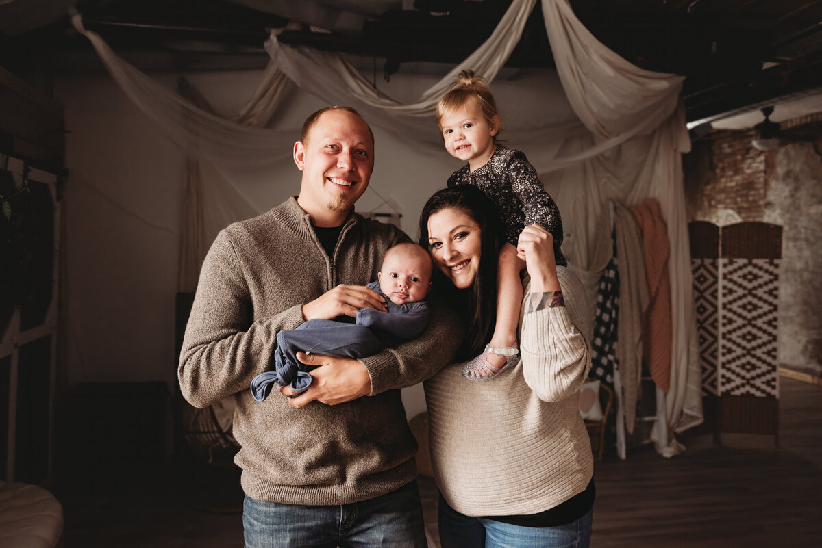 Miller-newborn-bismarck-studio-8