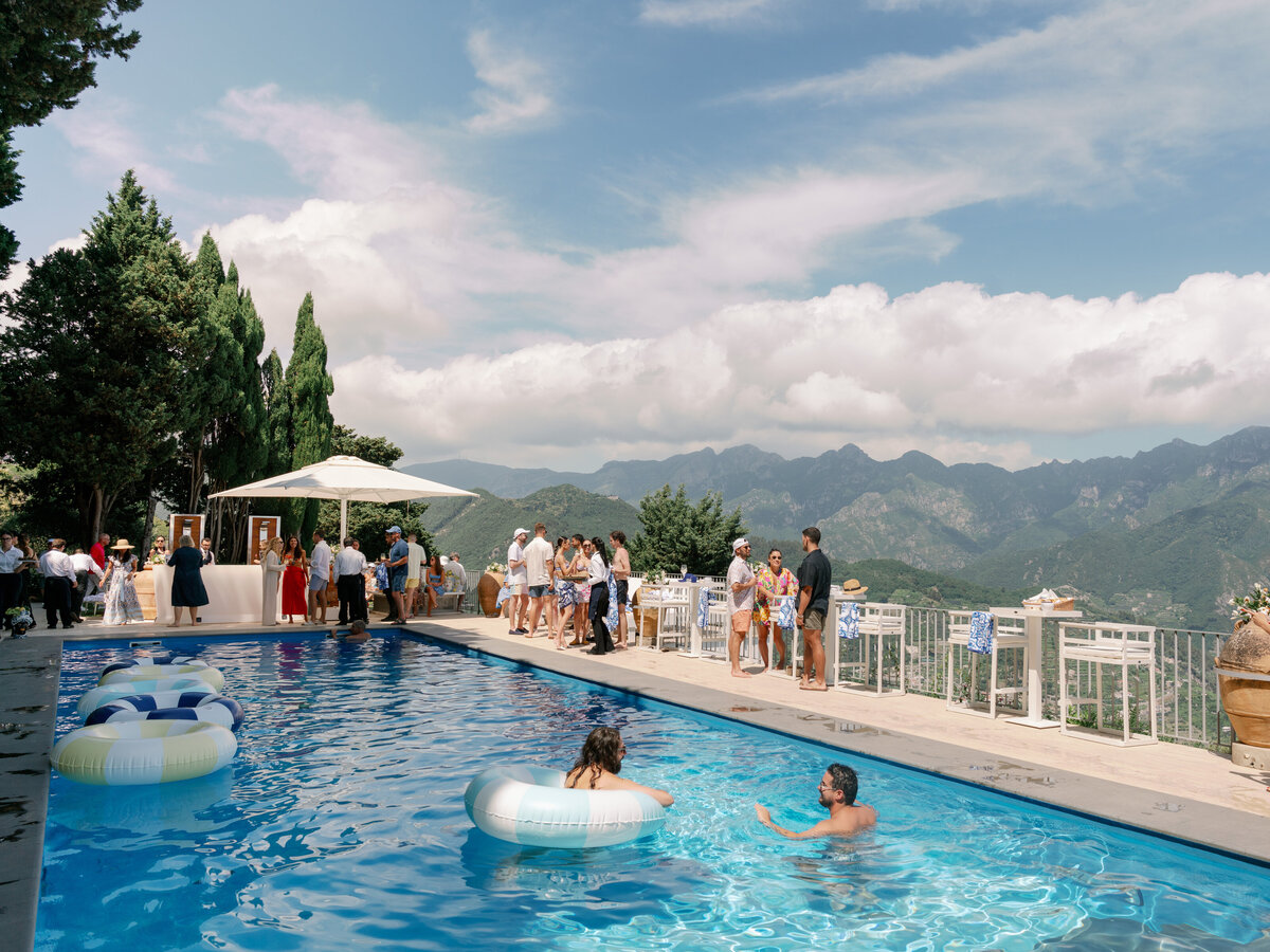 Farewell Pool Party in Ravello-Destination Wedding Weekend-Liz Andolina Photography-17