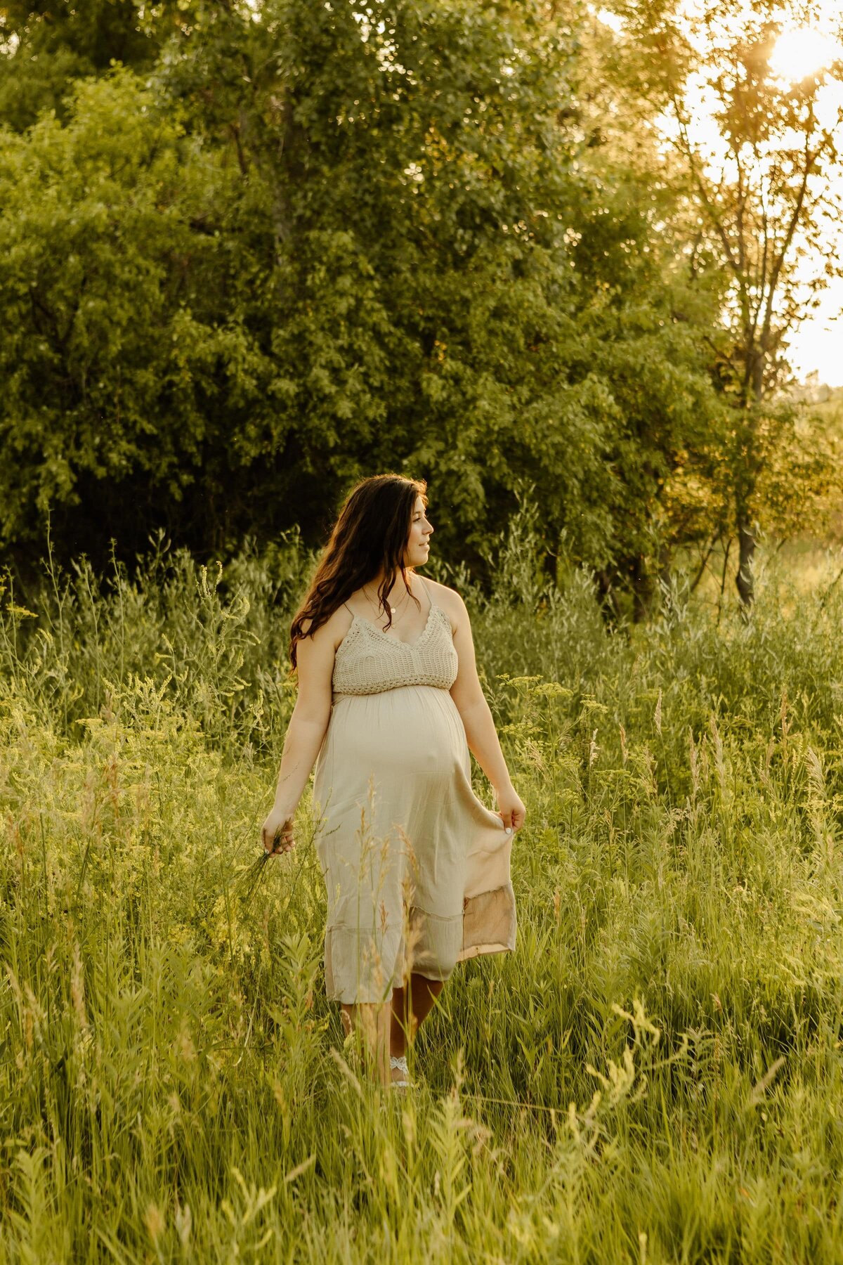 maternity-session-open-field-11