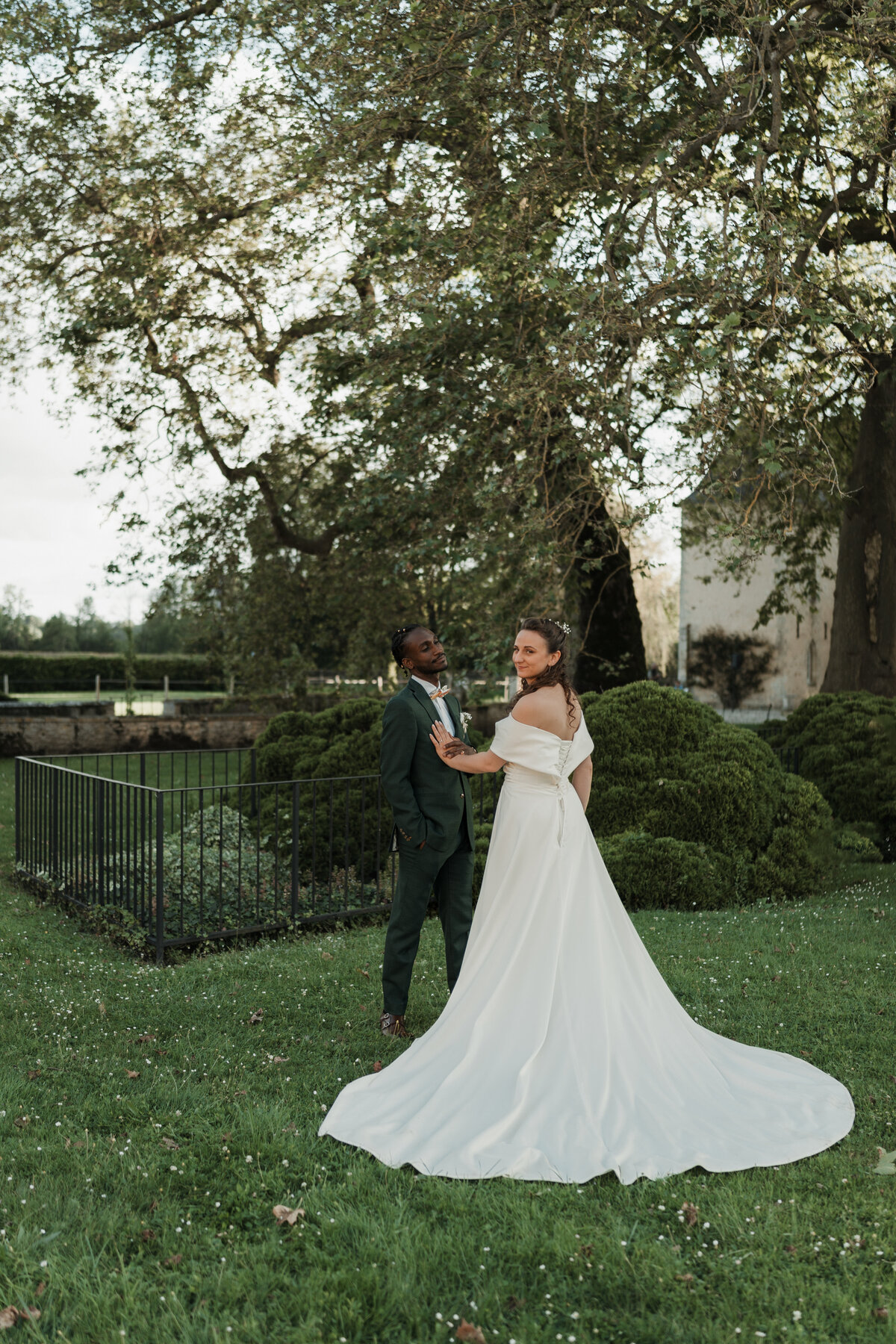 destination europe wedding photographer france bourgogne nievre aurore poupon-110