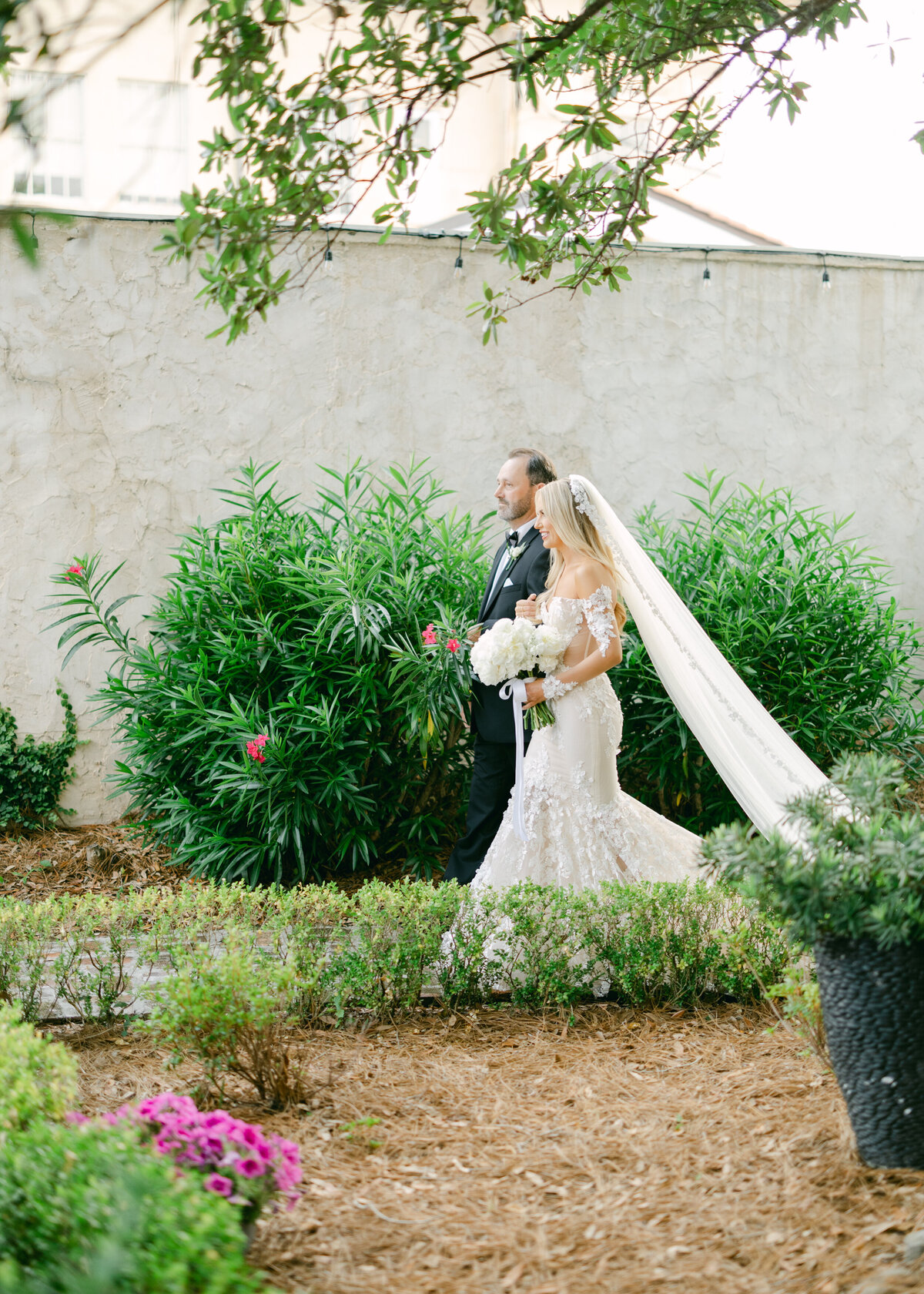 Old_Capitol_Inn_Jackson_Mississippi_Wedding_Photographer_Alyse_and_Ben_Photography-7533