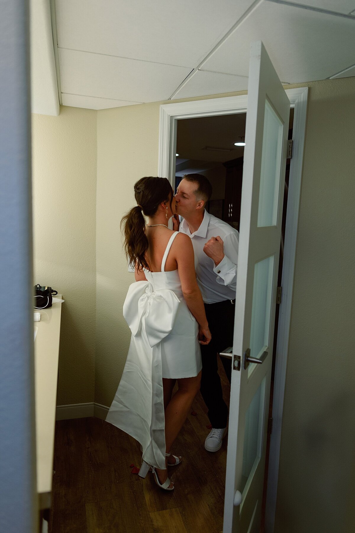 Lido-Beach-Resort-Wedding_0106