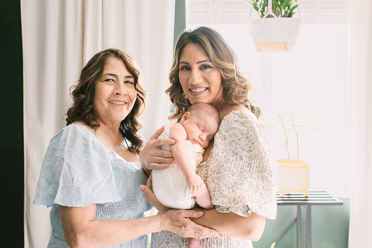 phoenix-newborn-photographer-229