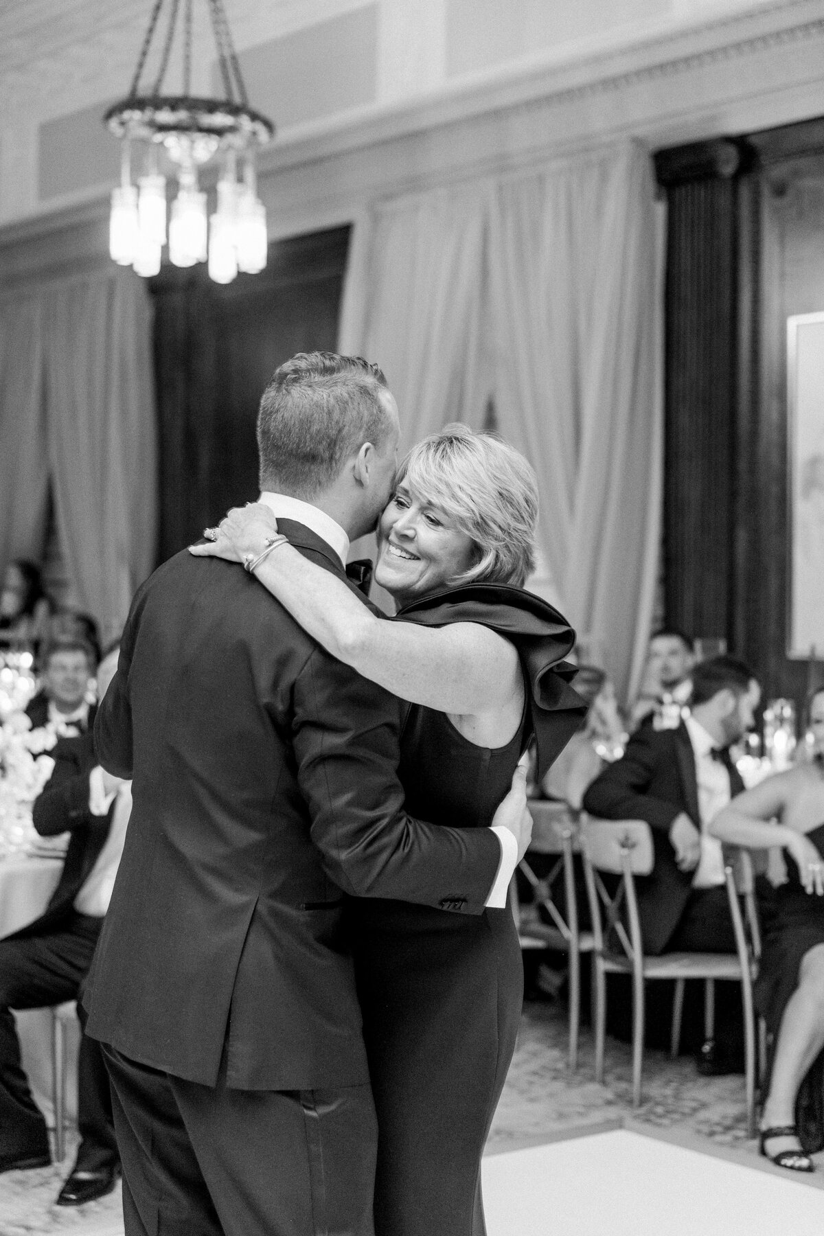 250 The Hermitage Hotel_best wedding planner_Fete Nashville Luxury Weddings 141