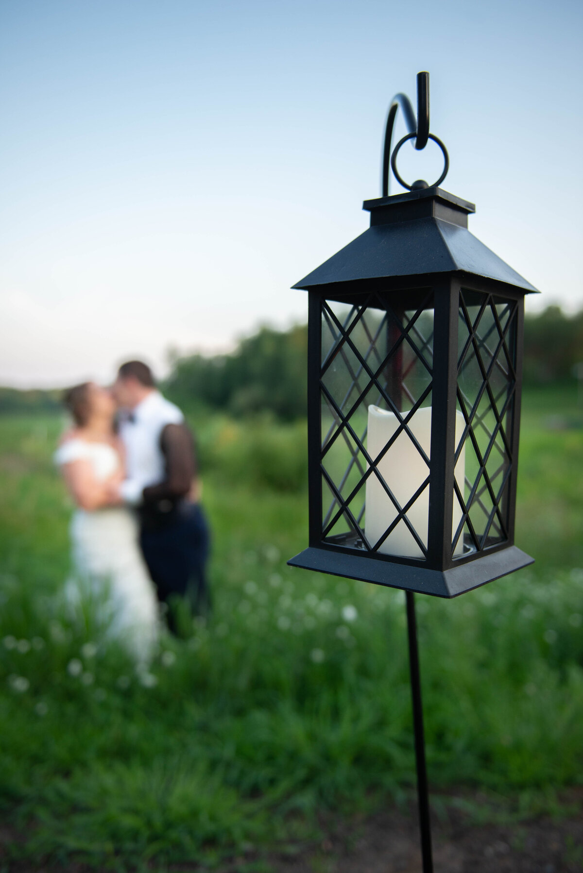Romantic Blue Wedding | Minnesota Wedding Photographer