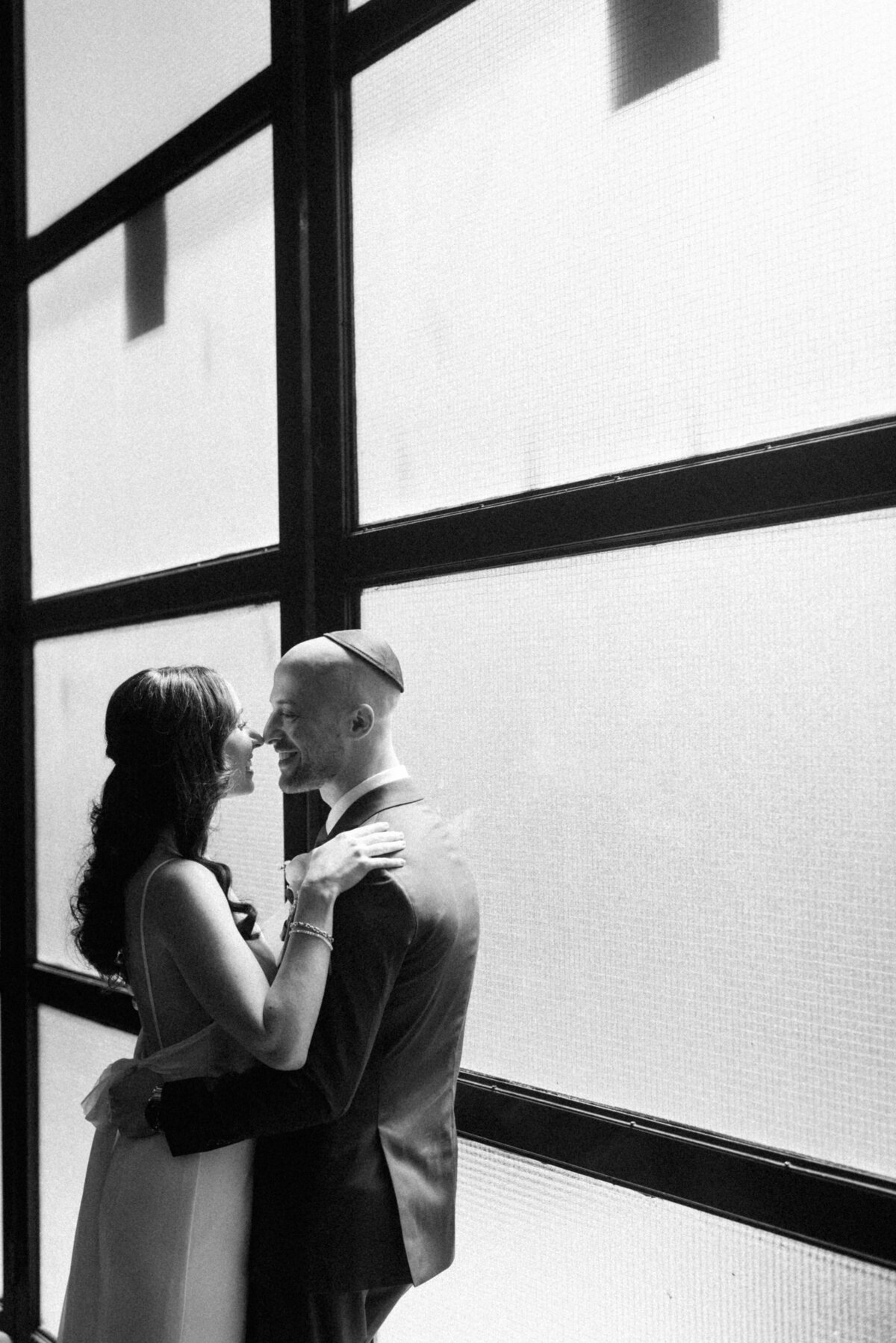 PerriZackBW-185