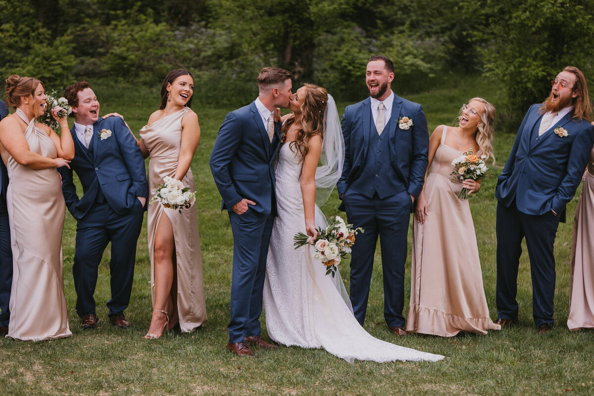 Indianapolis Wedding Florist Planner_First Class Designs_copperhead photography_5