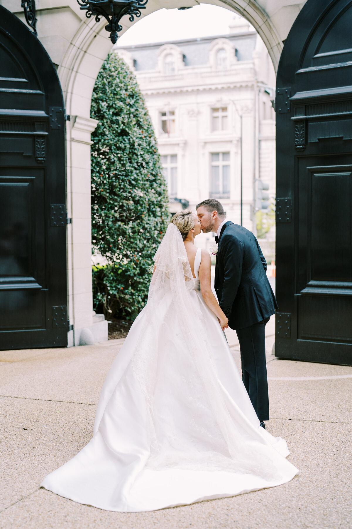 Klaire-Dixius-Photography-Washington-DC-Wedding-Photographer-Larz-Anderson-House-Wedding-bride-groom-39