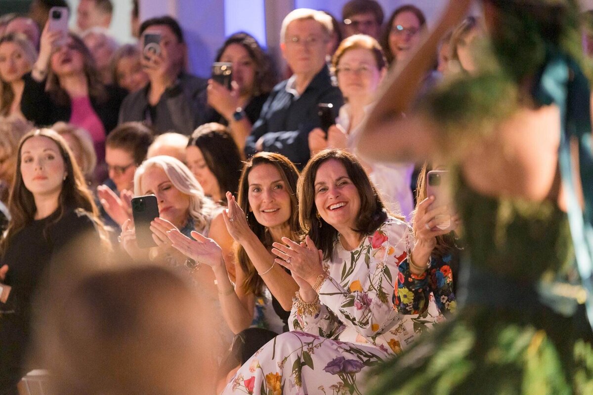 fashion-show-audience
