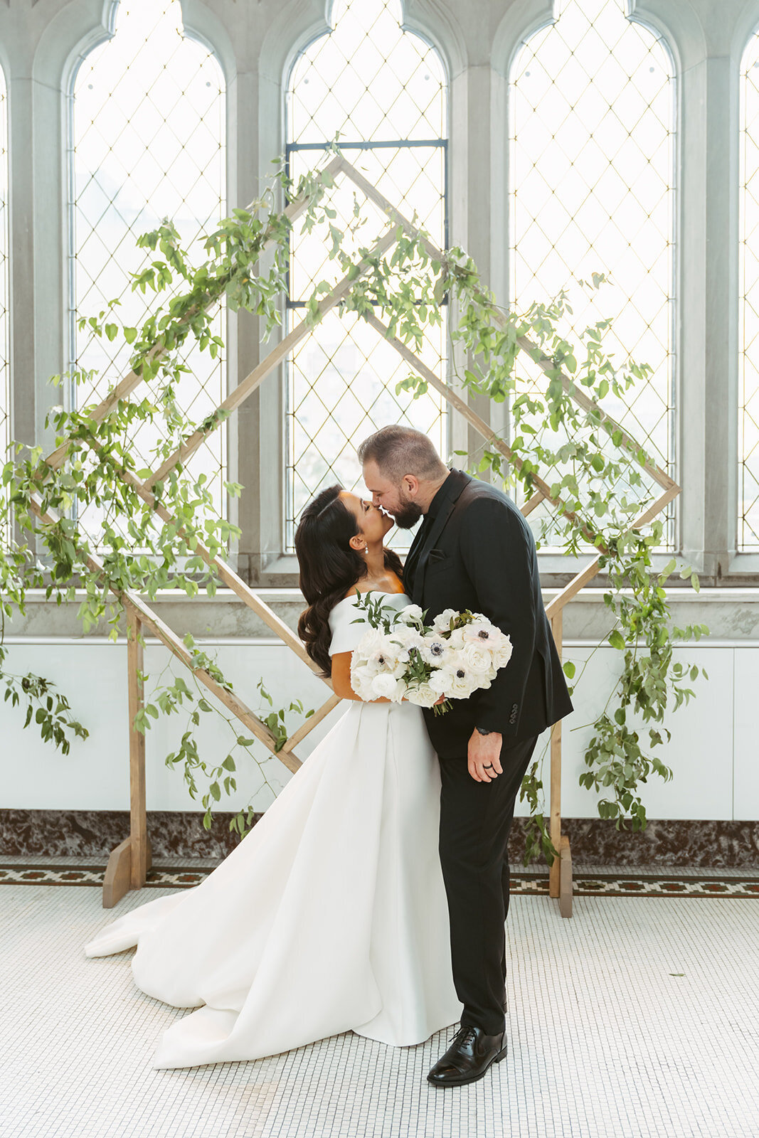 2023-09-03 Museum of Nature wedding Marcela and Kyle-236