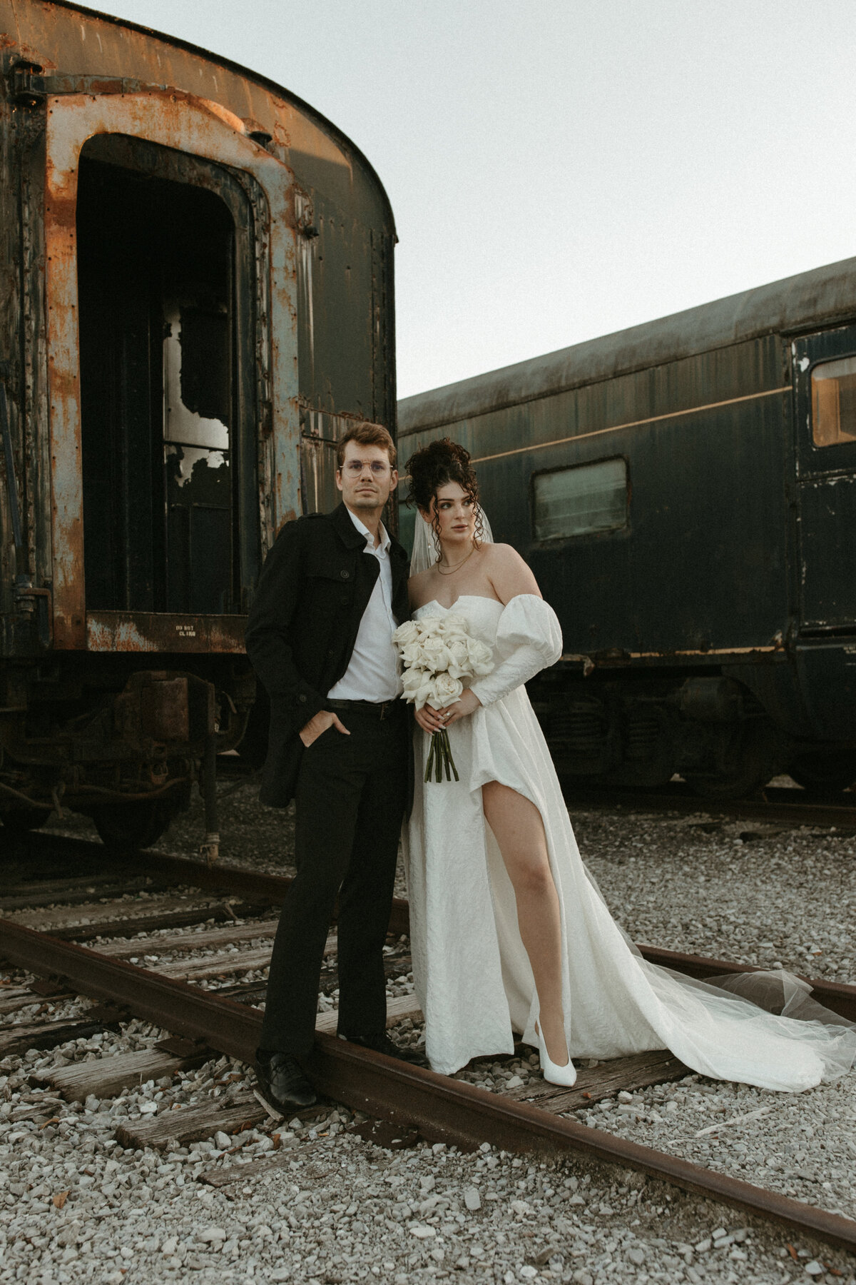 european-train-runaway-bride-elopement-rome-italy-romantic-film-3