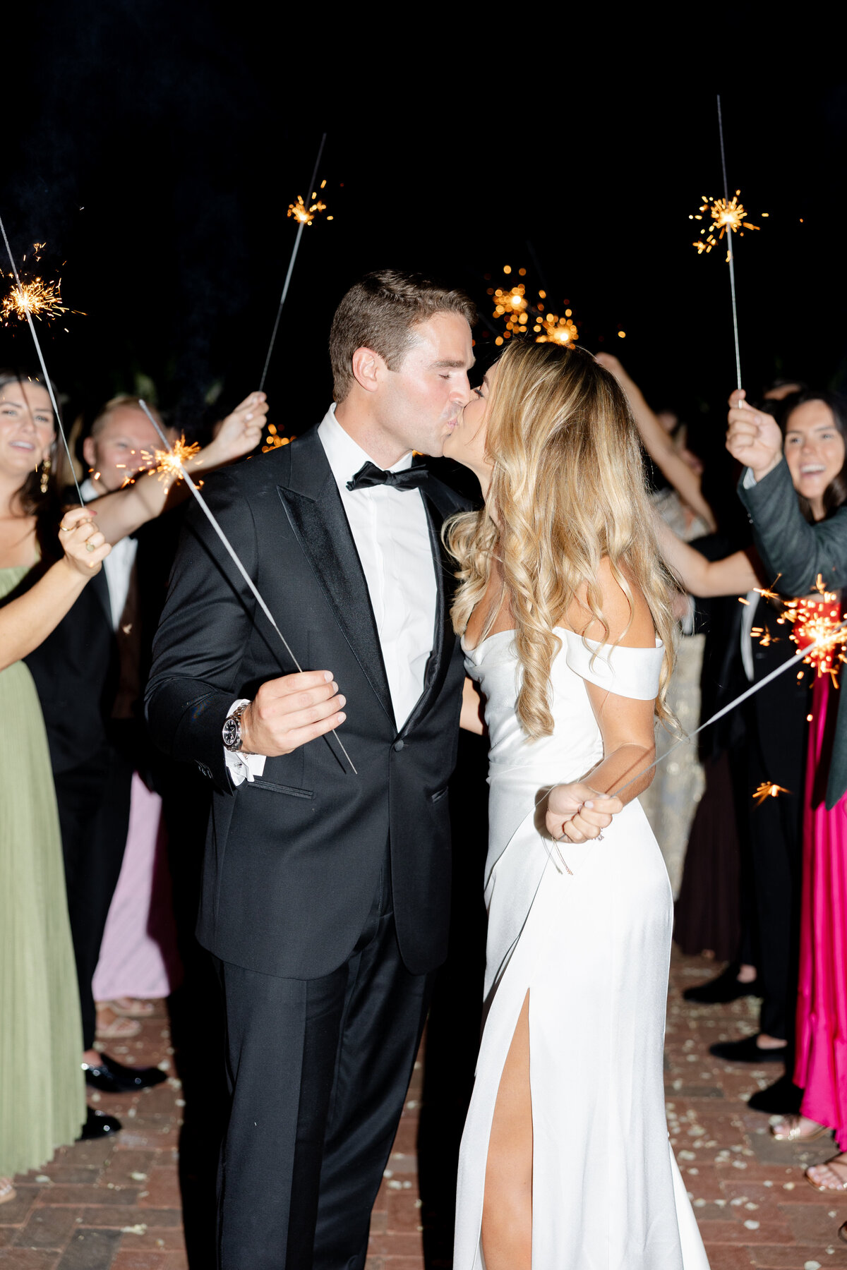 Lyra_Cullen_Wedding_Sneak_Peeks-77