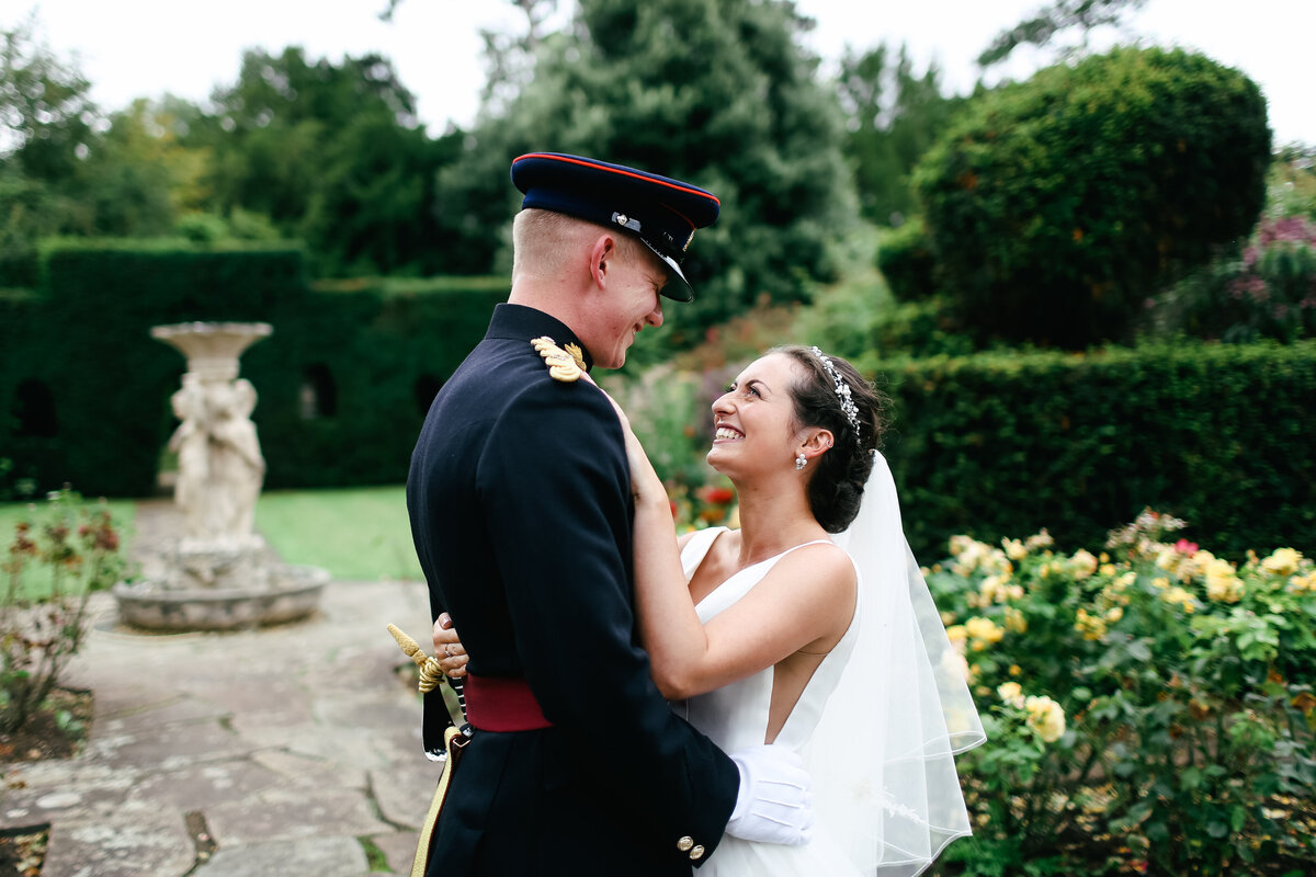 luxury-military-wedding-old-down-estate-leslie-choucard-photography-31