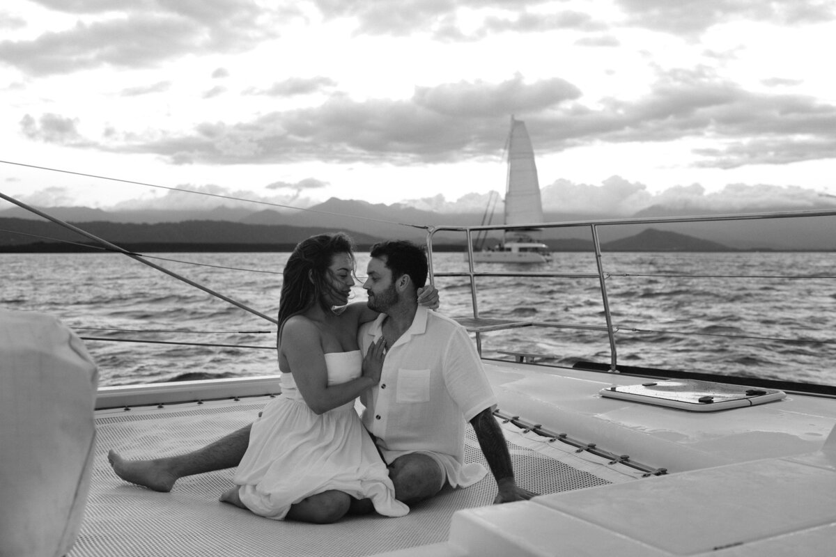 boat-elopement-lovewilder-22