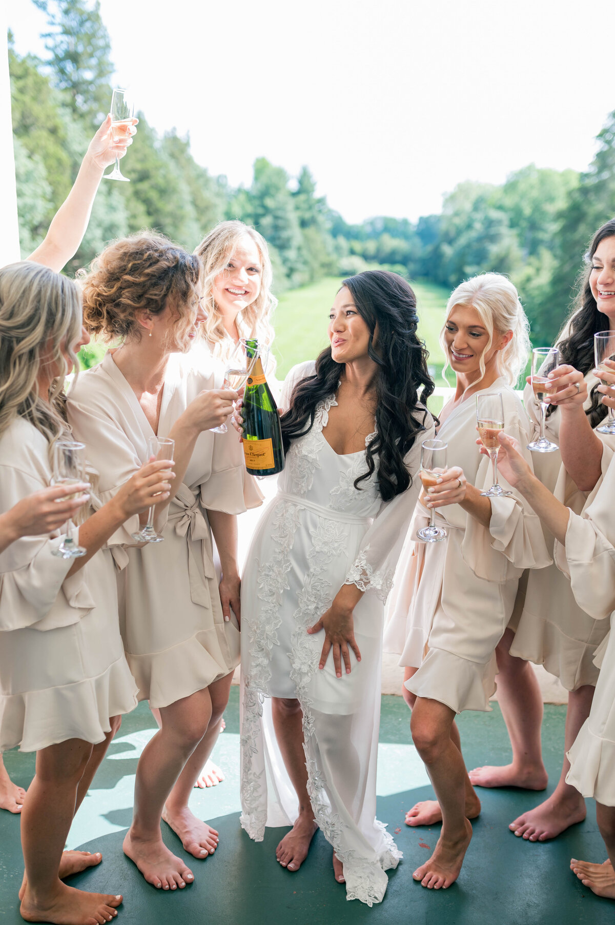 Vanessa + Chris Getting ready-48