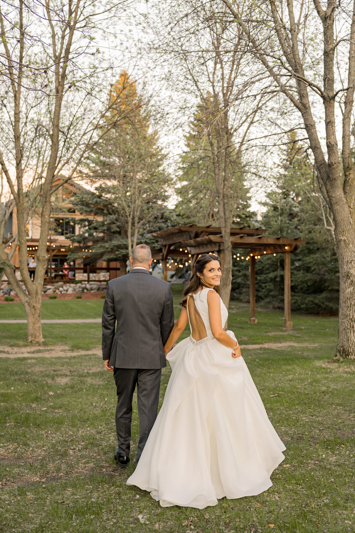 bride and groom wedding photo at The Grands at Mulligans in Sartell MN