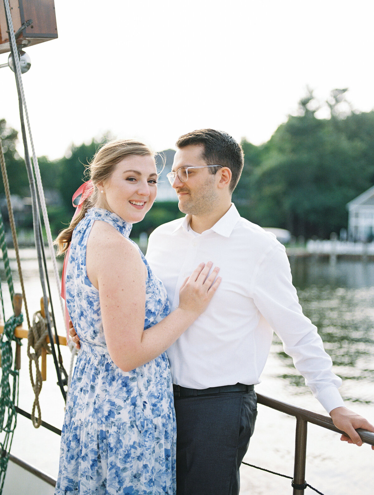 SailboatEngagementSessionOnLakeMichigan-63