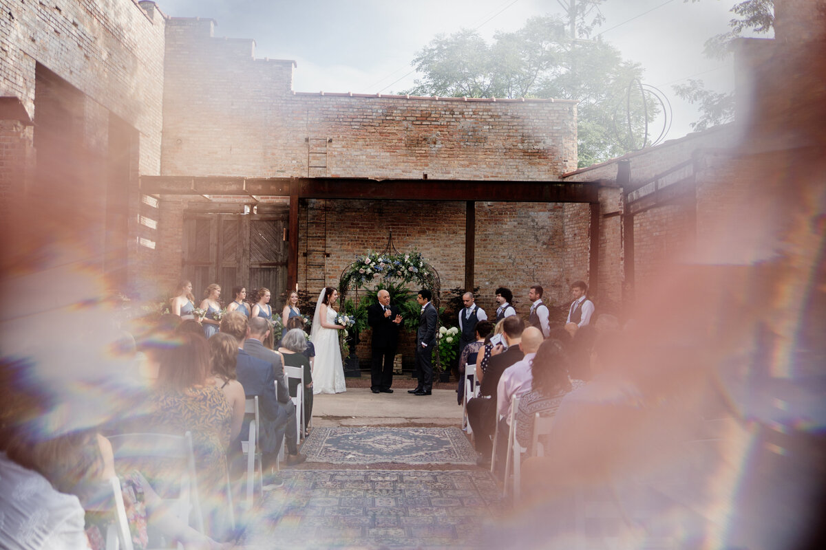 Millennium-Moments_Chicago-Wedding-Photographer_Blumen-Gardens-Wedding_Sycamore-Illinois-Wedding-79