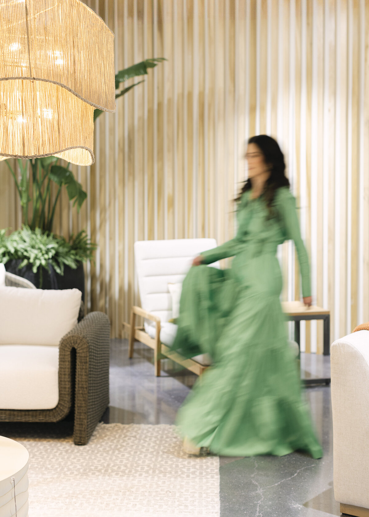 girls-at-flourish-vegas-furniture-market-photography-50