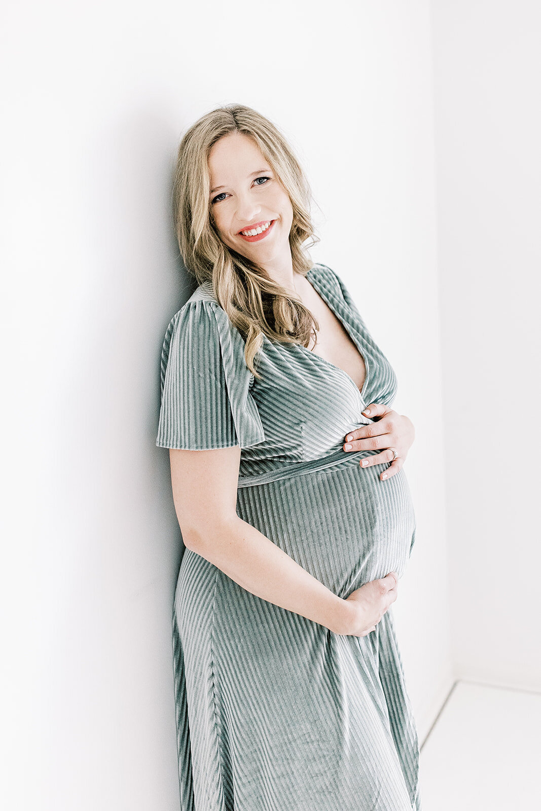 Cincinnati-Maternity-Photography-Winter-Freire-009