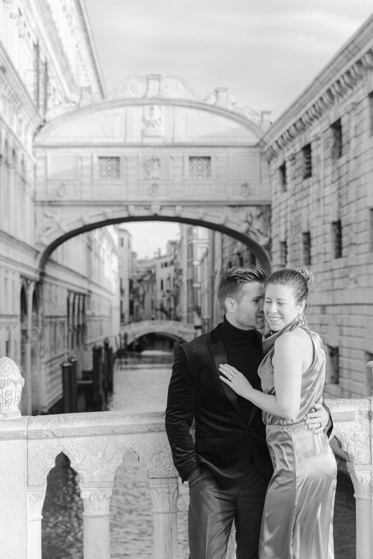 PERRUCCIPHOTO_VENICE_ITALY_ENGAGEMENT_29