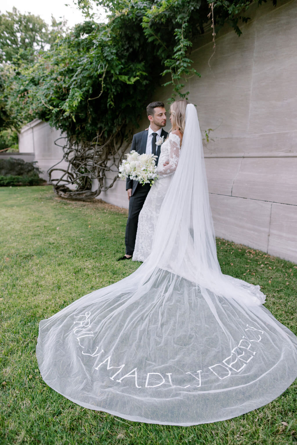 Modern black tie DC wedding #Yojoforever-4223