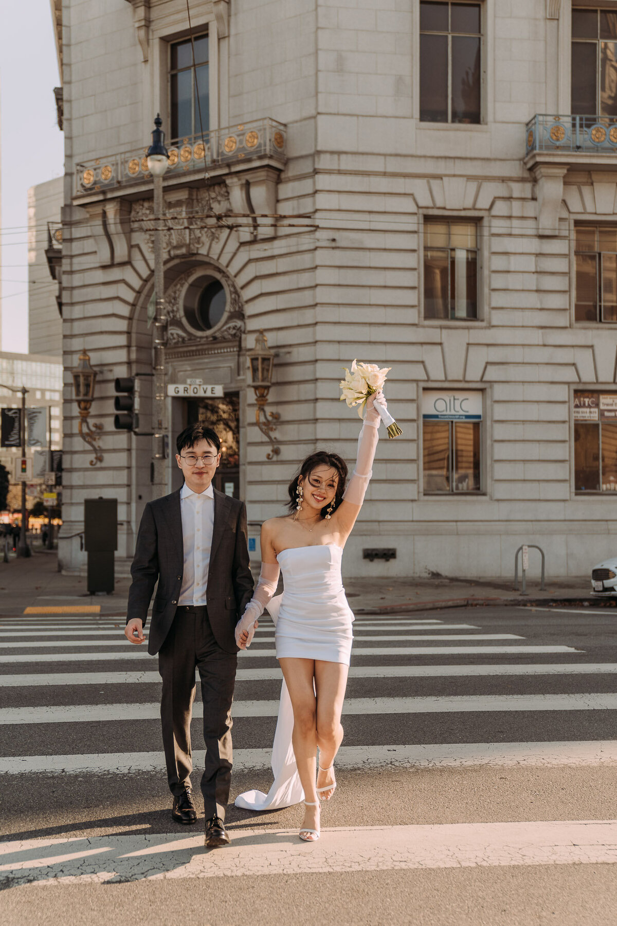 Joyce Li Photography Destination Wedding Elopement Engagement Lifestyle Portrait Photographer West Coast Seattle Washington California sfcityhallelopement-73