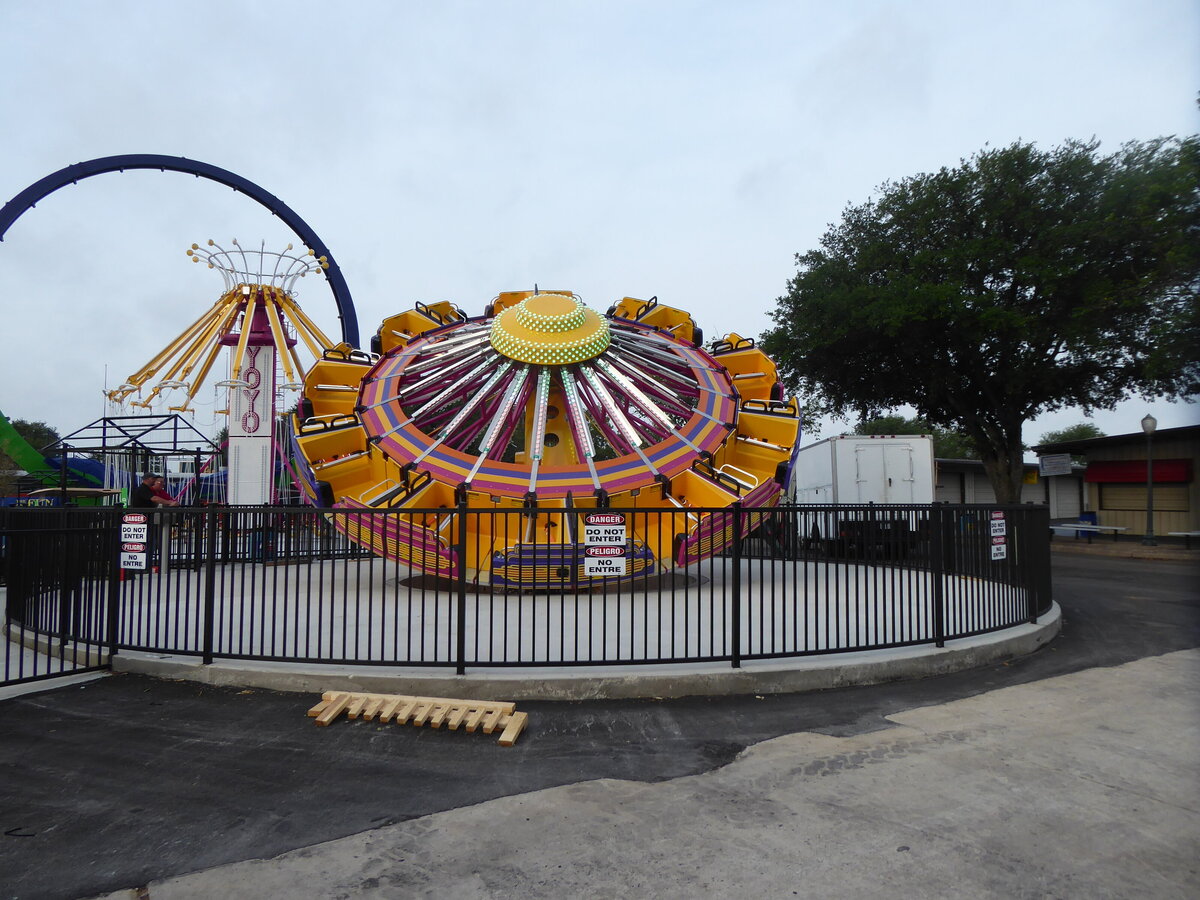 Traders Village - Wipeout
