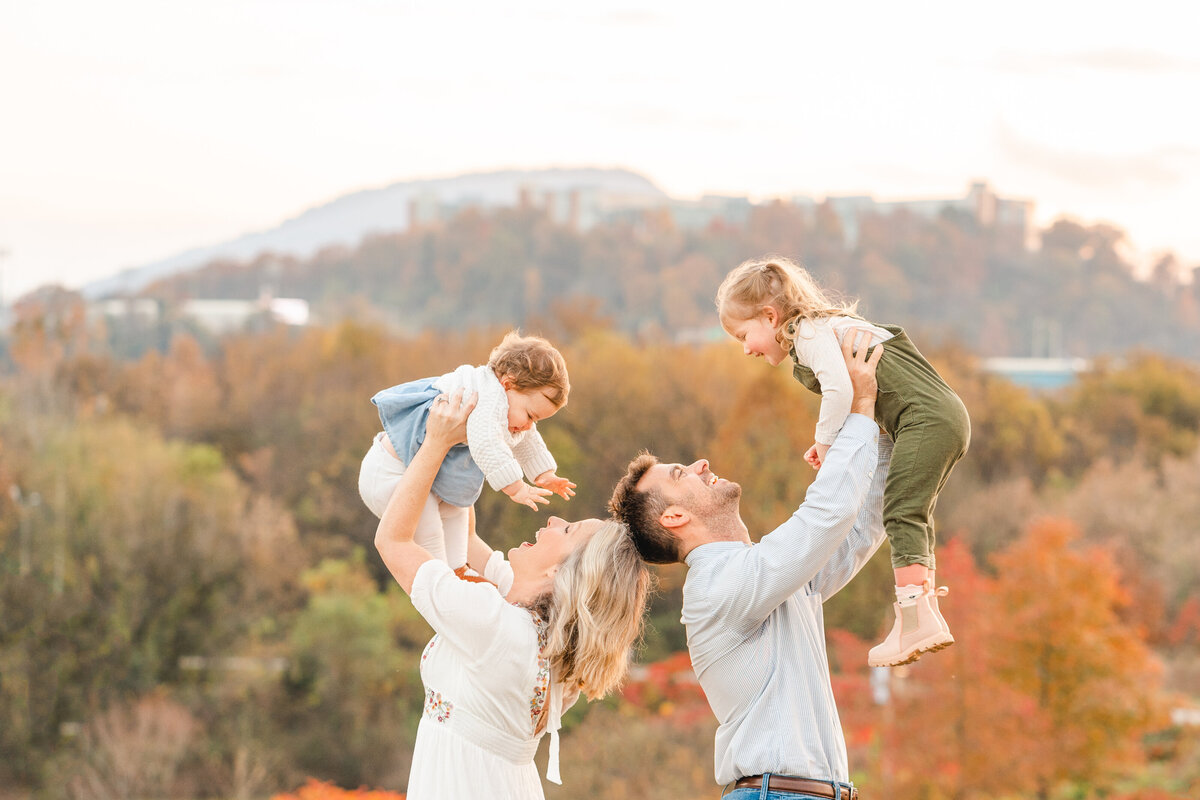 Family Photographer in Chattanooga, Light and airy