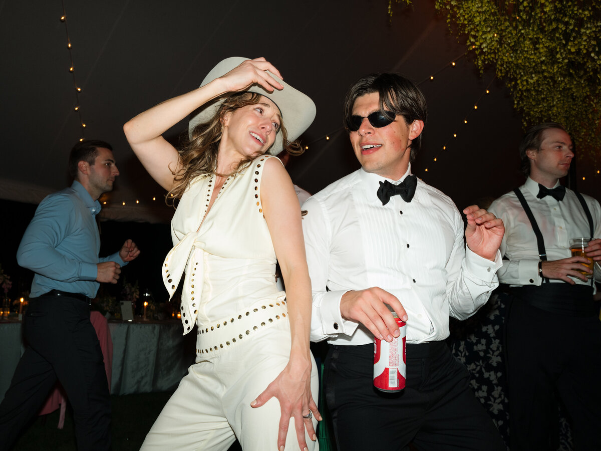 Lake-Minnetonka-wedding-Will-DeGraw-Clever-Disarray-127